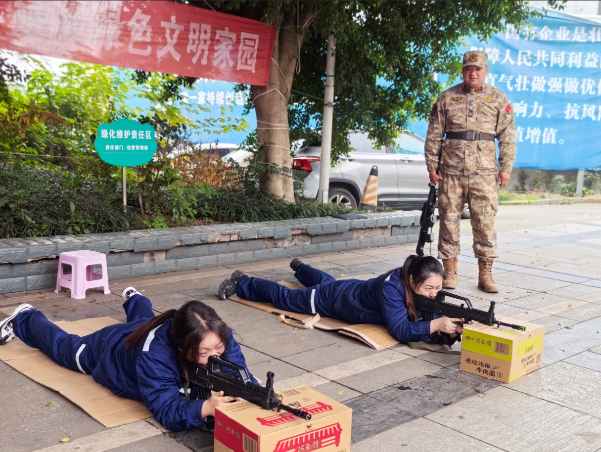 紫光國際完成民兵隊伍實戰化訓練任務